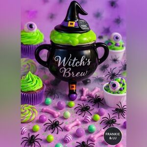 Witch’s Brew Cauldron Candy Jar | Hand-Painted Ceramic Halloween Decor | NWT